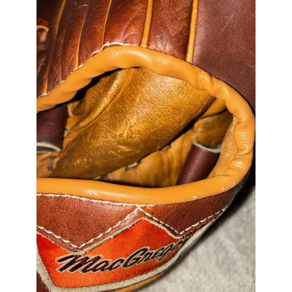Vintage MacGregor Hank Aaron 715 HRK Leather Baseball Glove Mitt Commemorative